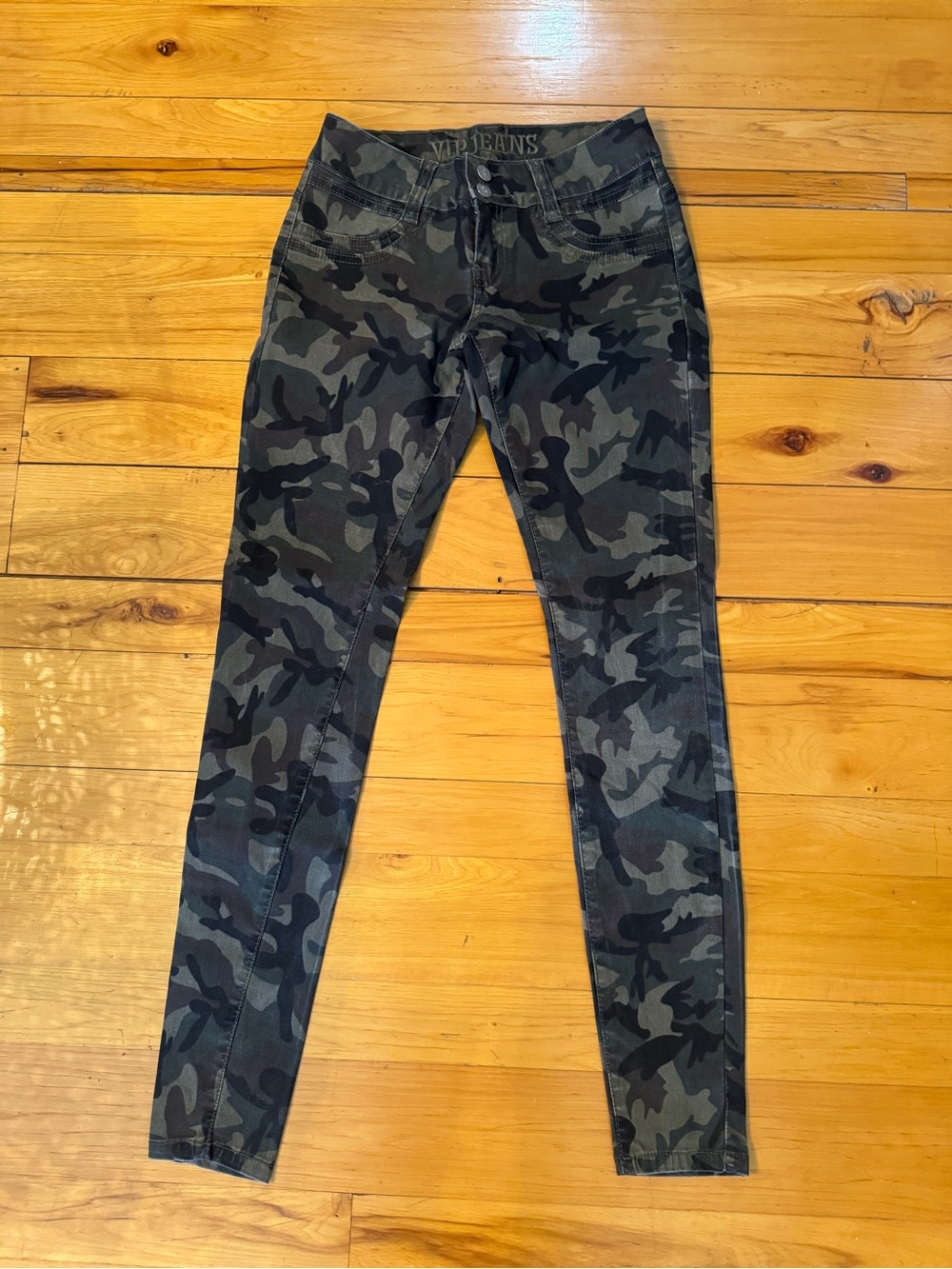 VIP Camo Skinny Jeans - Olive & Black 5/6